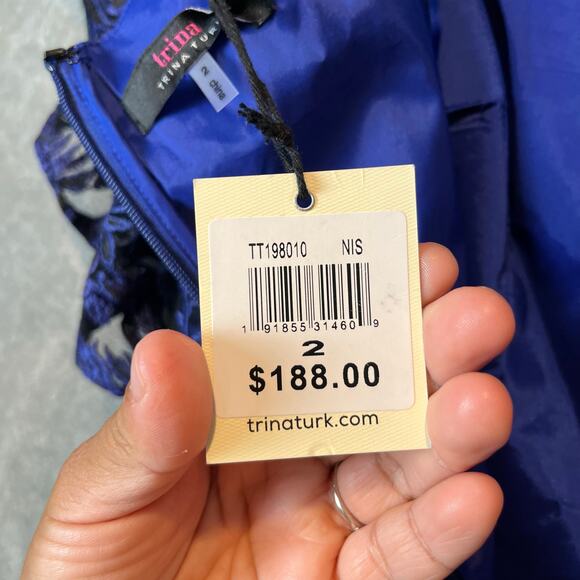 Trina Turk Off The Shoulder Black Navy Lace Floral Dress Wedding Formal Sz 2 New - Picture 2 of 7